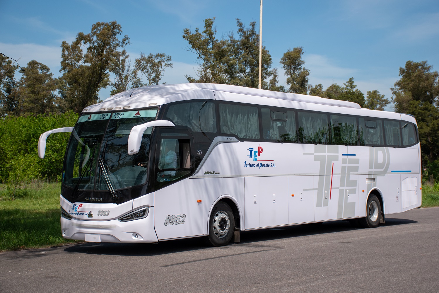 Bus 46 butacas